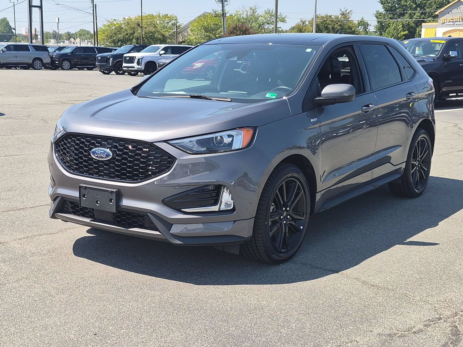 2023 FORD Edge