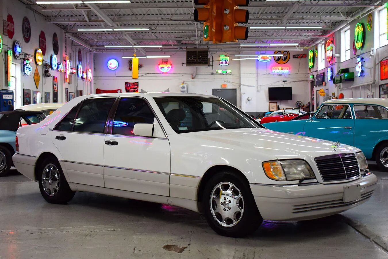 1995 MERCEDES-BENZ S-Class