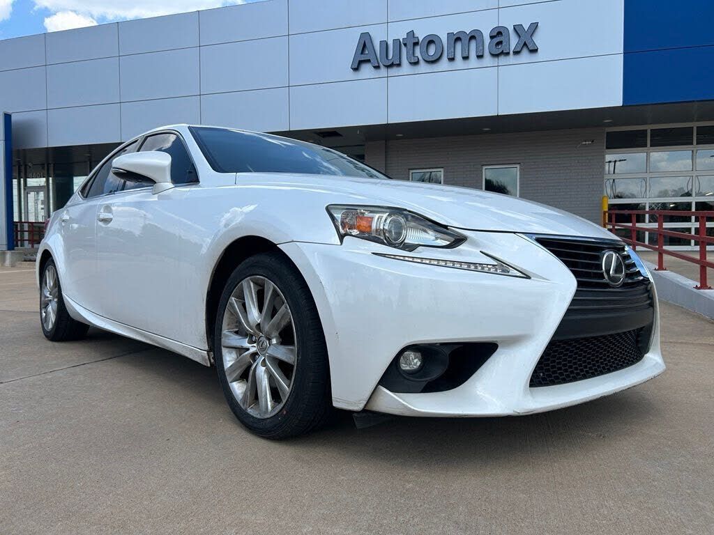 2016 LEXUS IS
