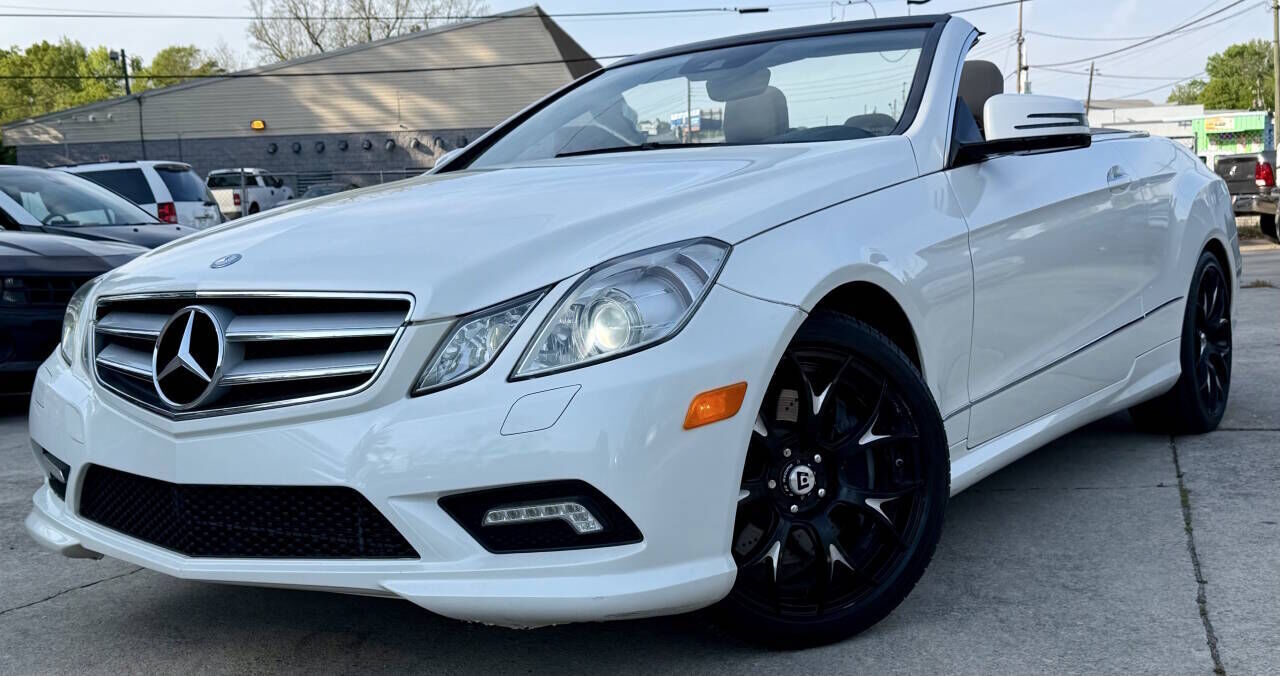 2011 MERCEDES-BENZ E-Class