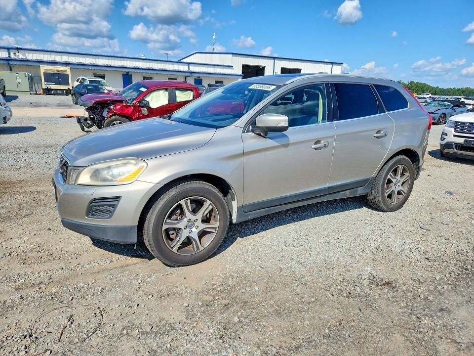 2012 VOLVO XC60