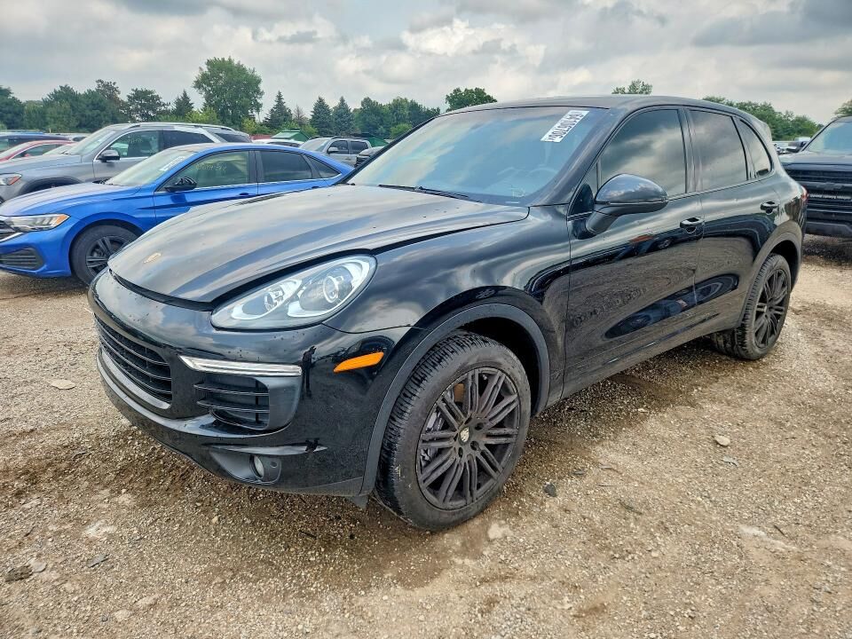 2016 PORSCHE Cayenne