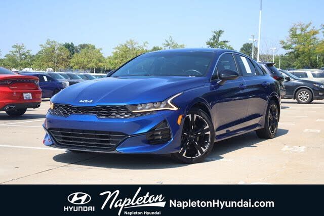 2022 KIA K5