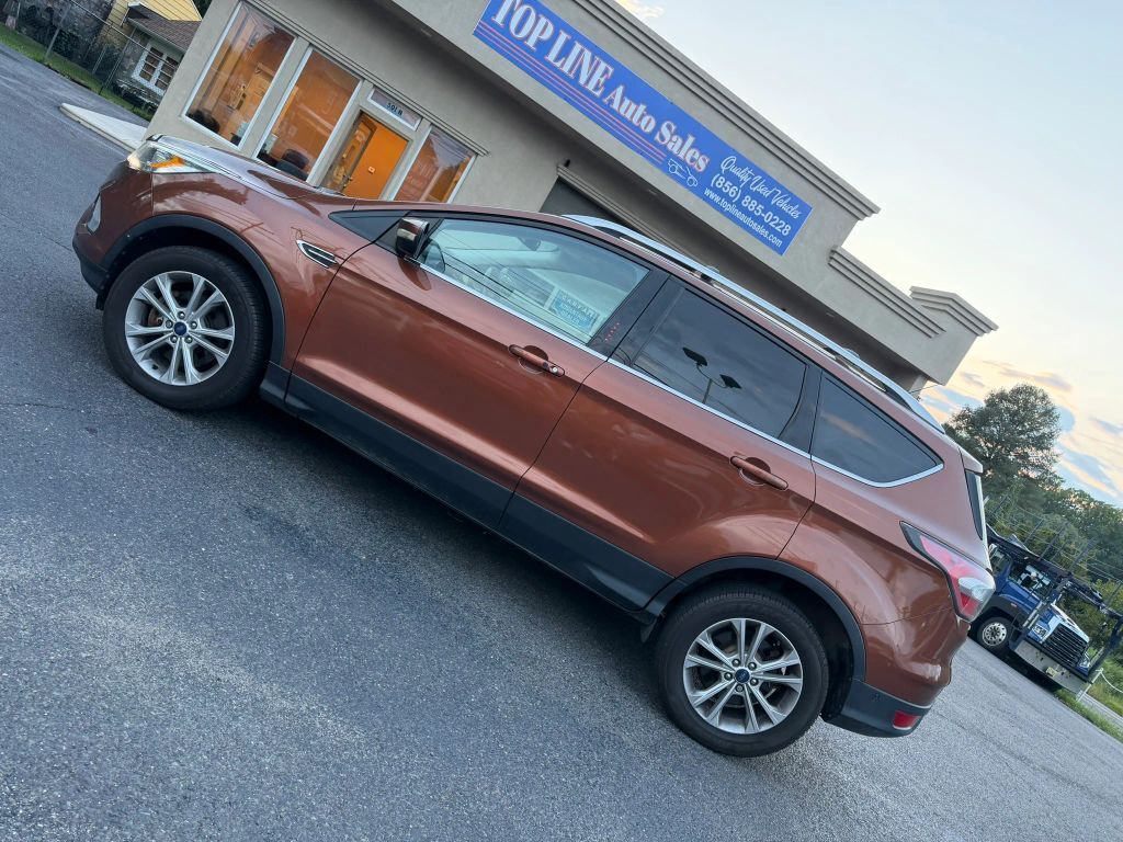 2017 FORD Escape