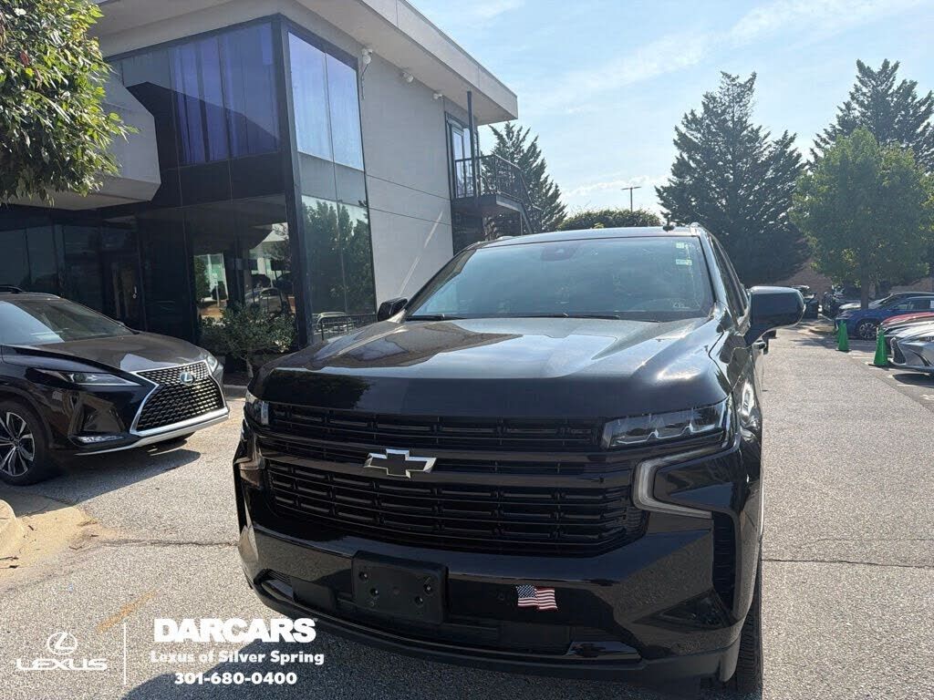 2023 CHEVROLET Suburban