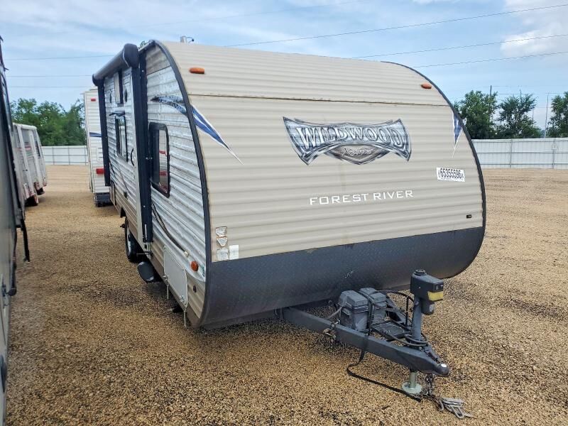 2017 FOREST RIVER Wildwood towables