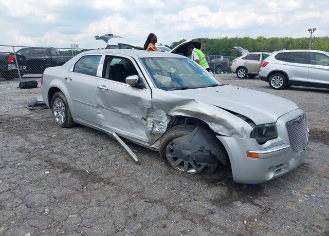 2005 CHRYSLER 300C