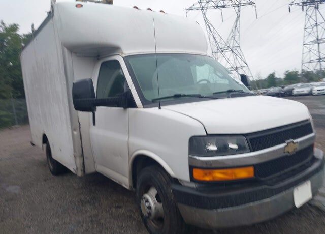 2017 CHEVROLET Express