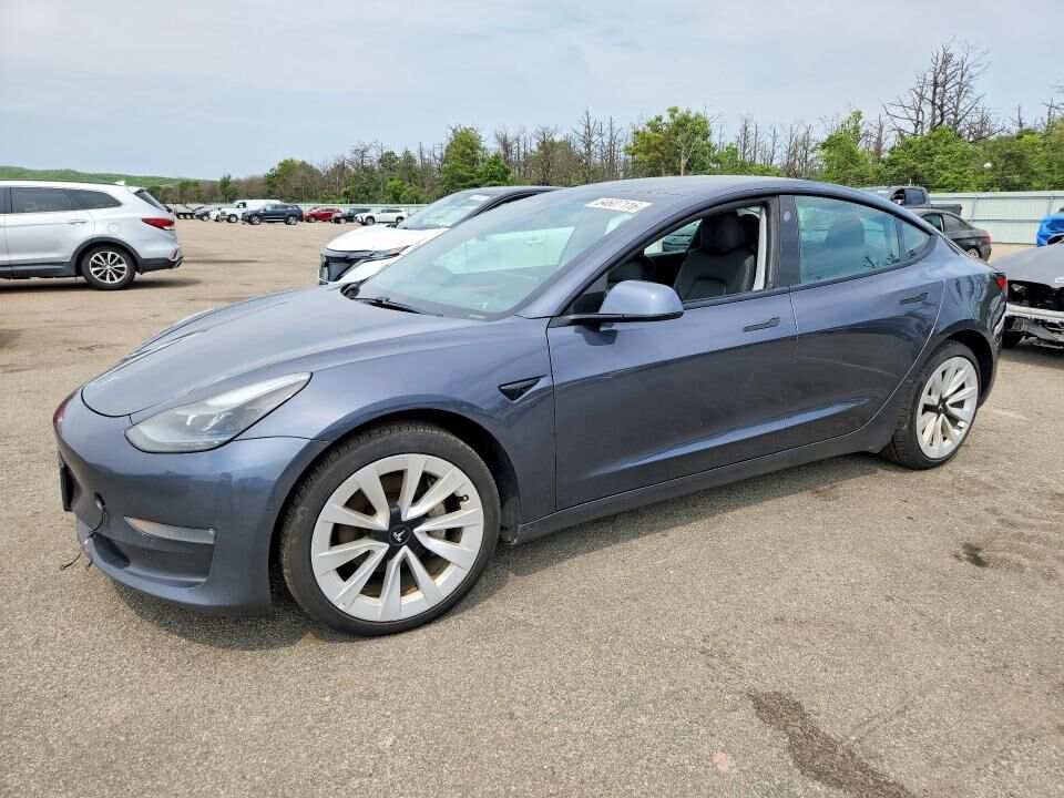 2021 TESLA Model 3