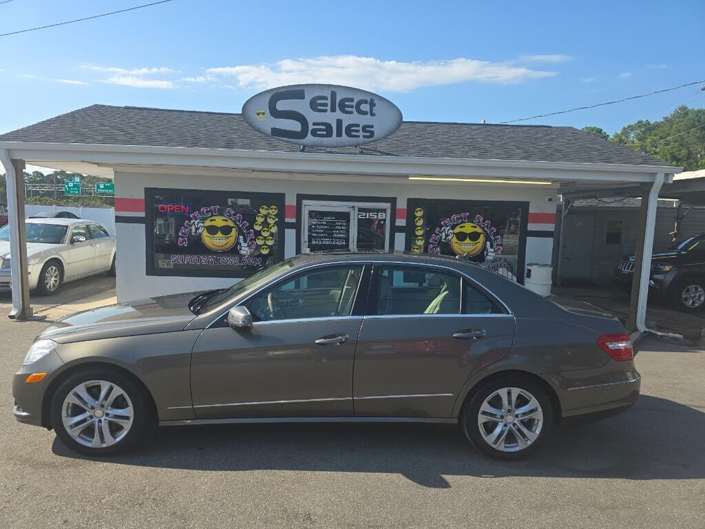2011 MERCEDES-BENZ E-Class