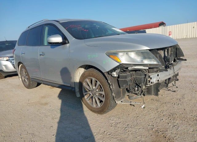 2015 NISSAN Pathfinder