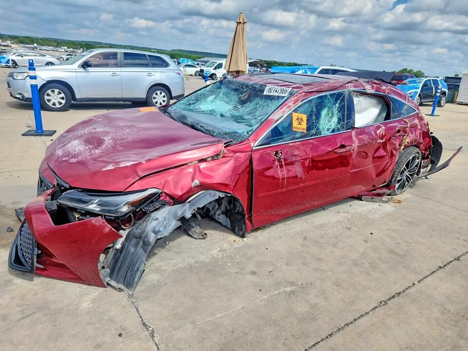 2021 TOYOTA Avalon
