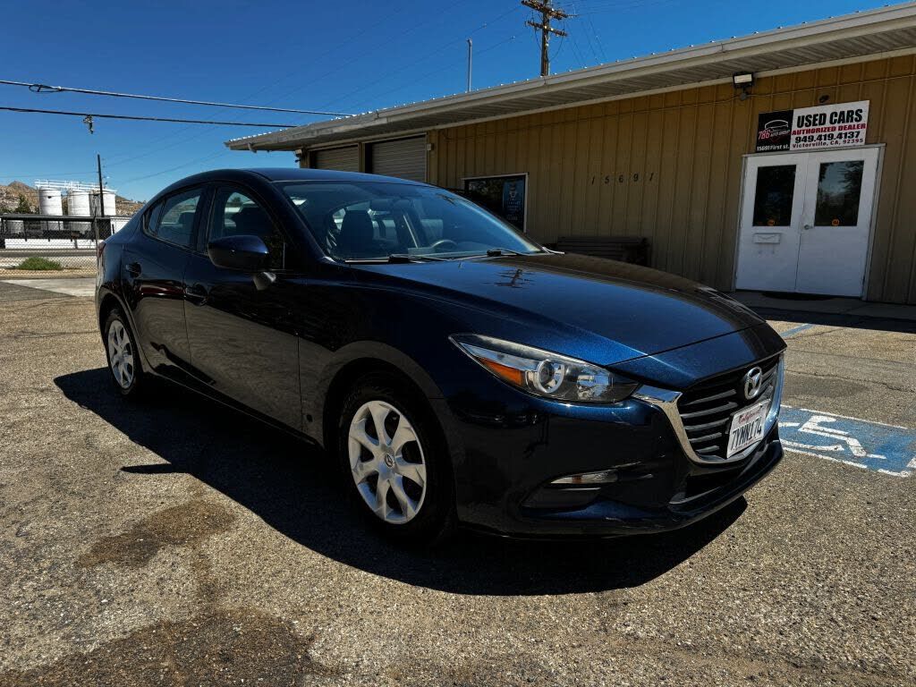 2017 MAZDA Mazda3