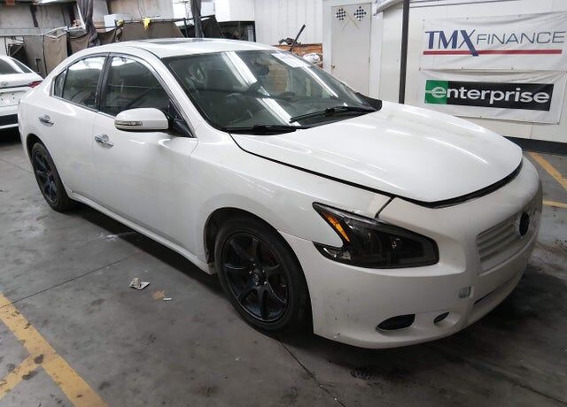 2013 NISSAN Maxima
