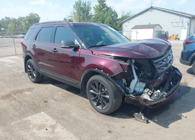 2019 FORD Explorer