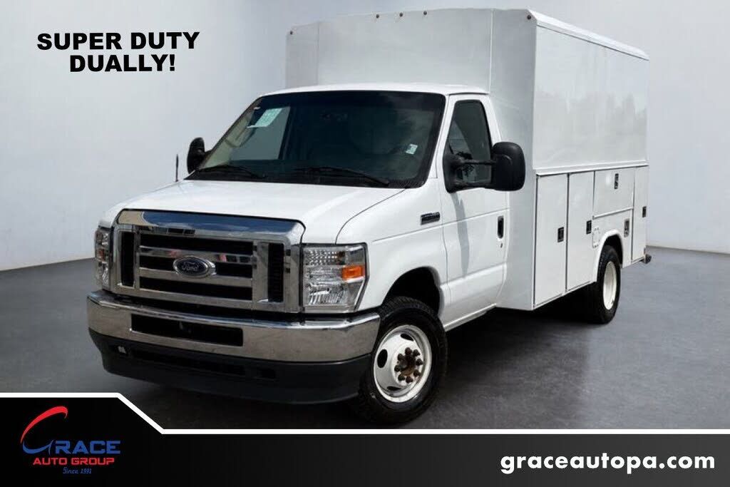 2023 FORD E-350