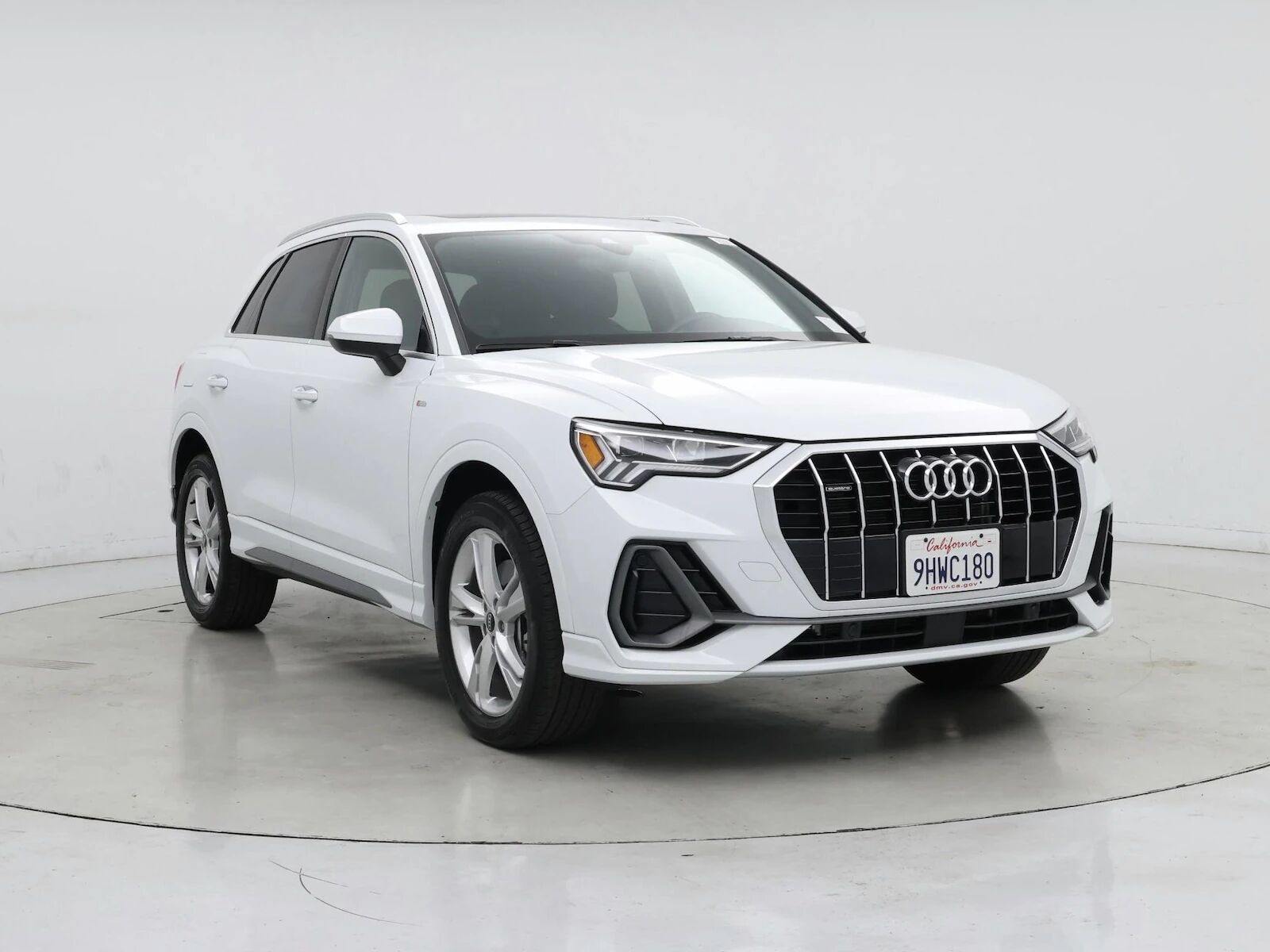 2023 Audi Q3