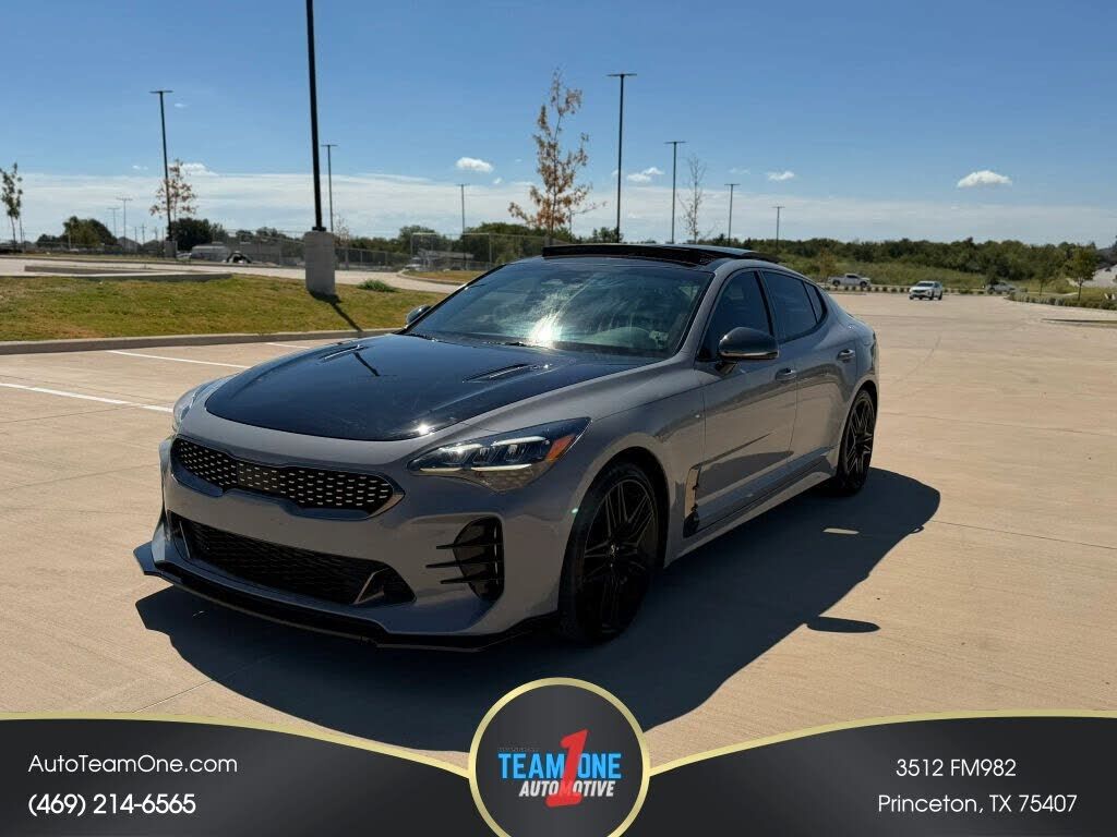 2022 KIA Stinger