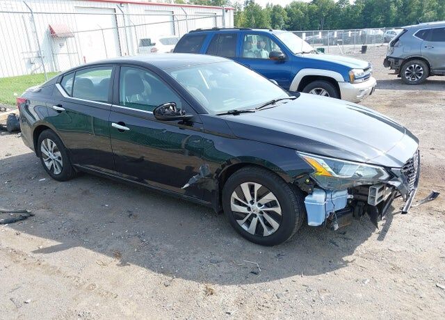2021 NISSAN Altima