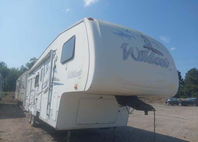 2006 FOREST RIVER Wildcat
