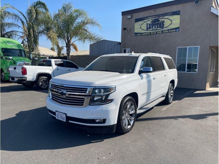 2015 CHEVROLET Suburban
