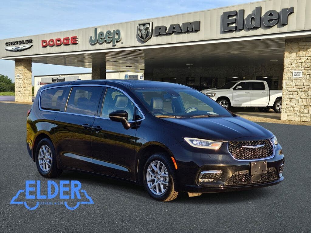 2025 CHRYSLER Pacifica