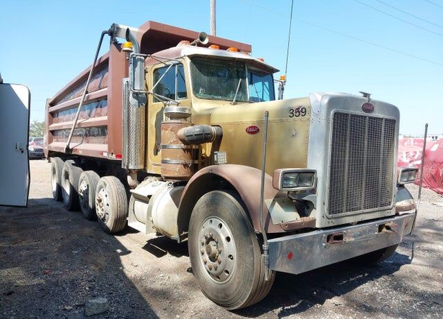 2015 PETERBILT 382