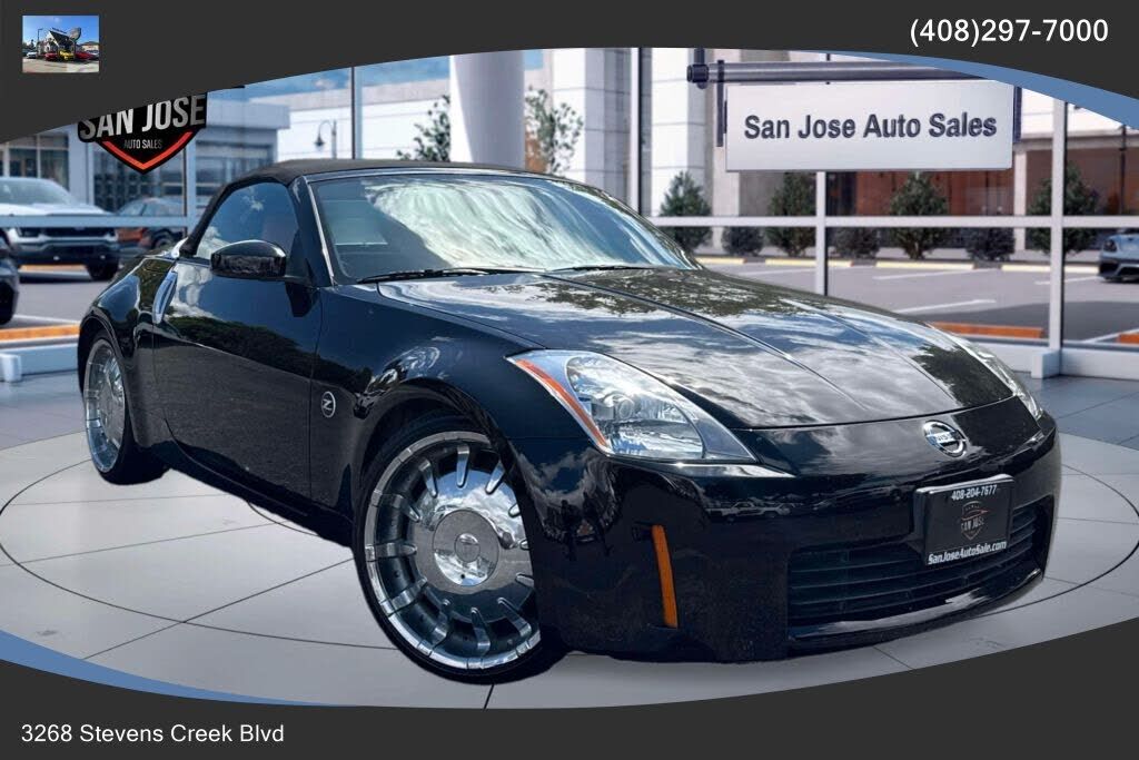 2005 NISSAN 350Z