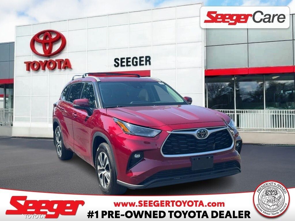 2022 TOYOTA Highlander