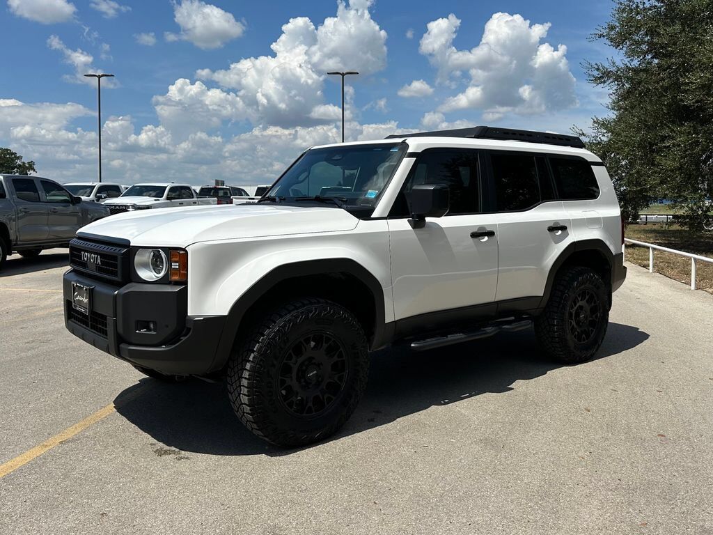 2025 TOYOTA Land Cruiser