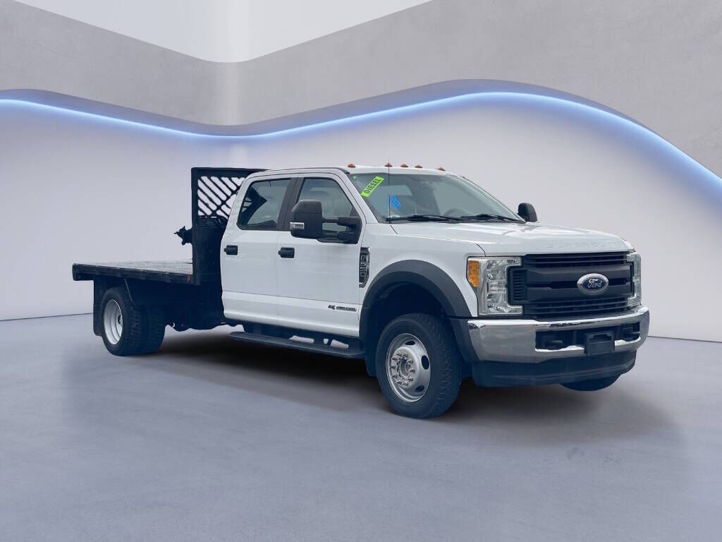 2017 FORD F-550