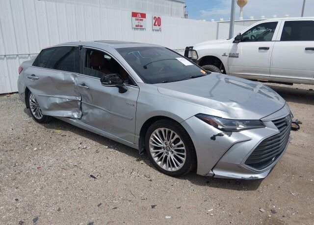 2019 TOYOTA Avalon