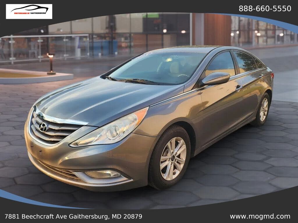 2013 HYUNDAI Sonata