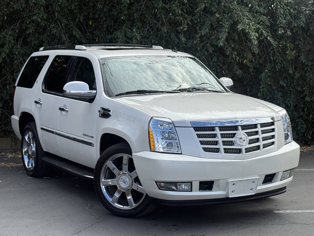 2012 CADILLAC Escalade