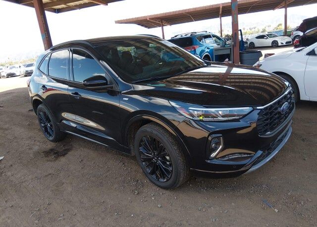 2023 FORD Escape