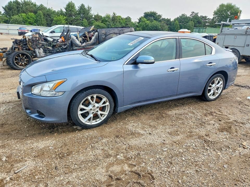 2012 NISSAN Maxima