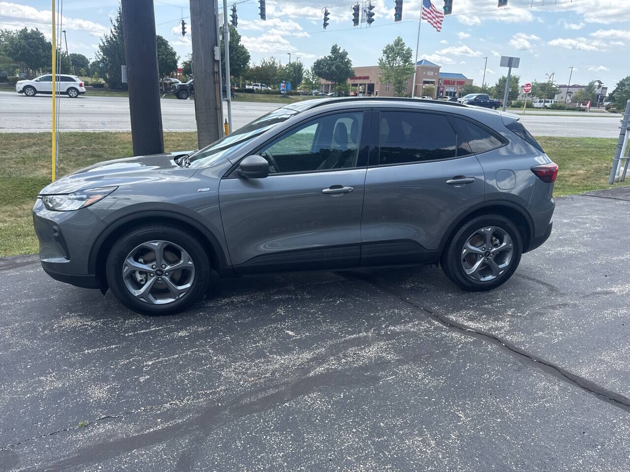 2025 FORD Escape