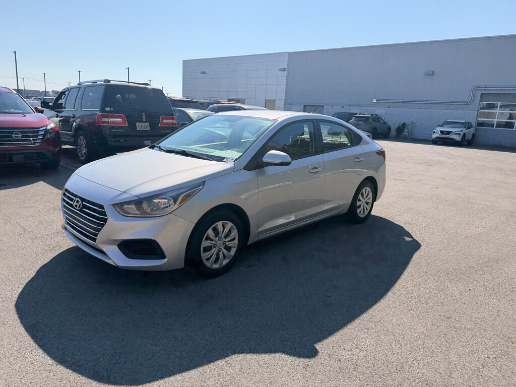 2021 HYUNDAI Accent