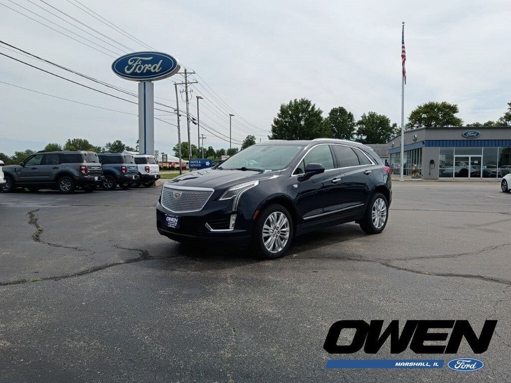 2017 CADILLAC XT5