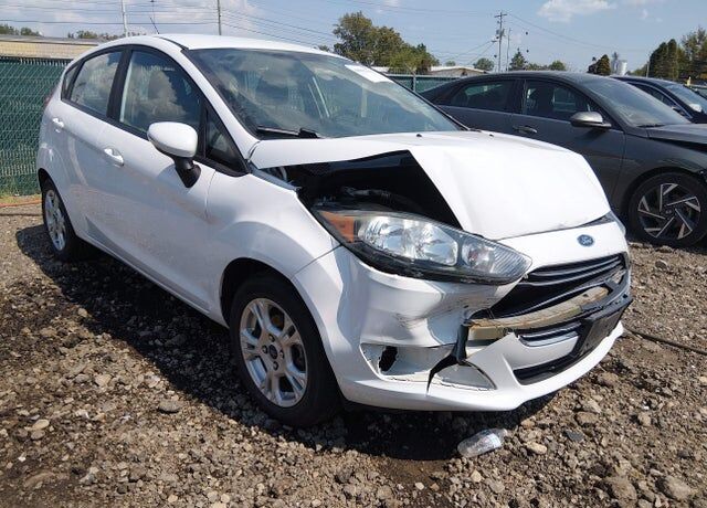 2016 FORD Fiesta