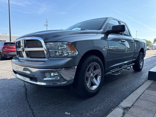 2012 DODGE Ram