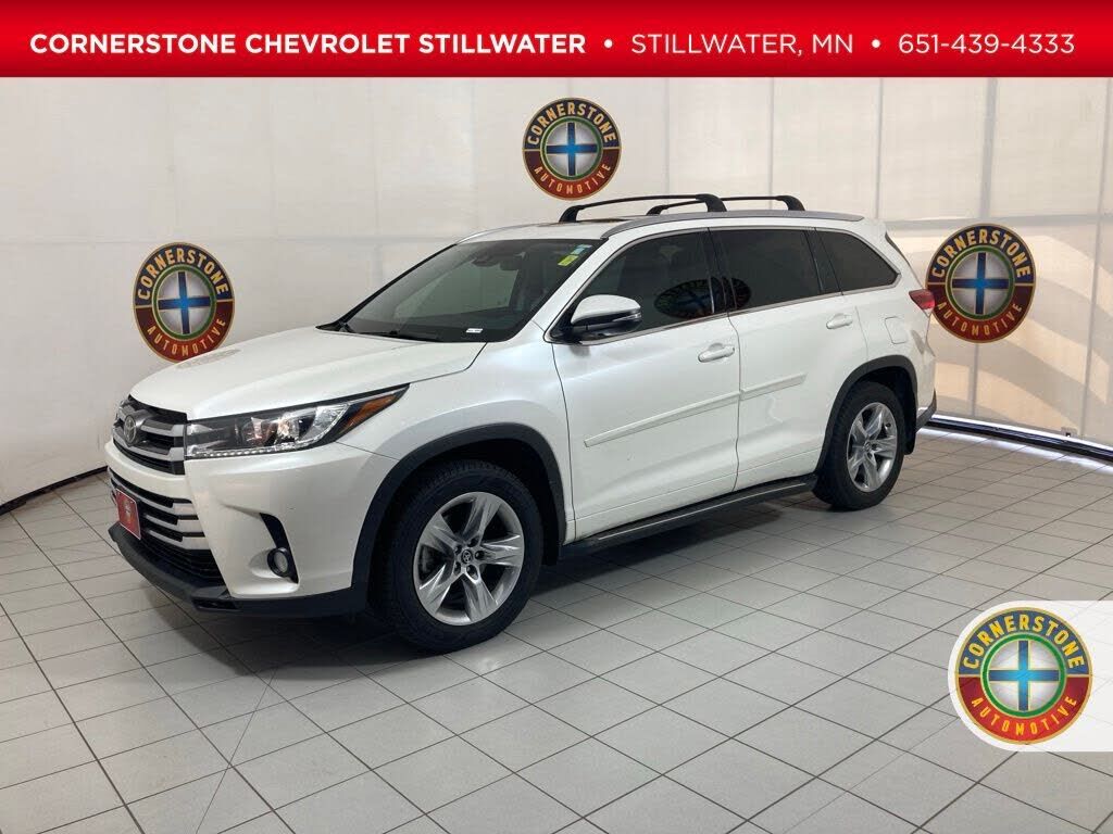 2017 TOYOTA Highlander