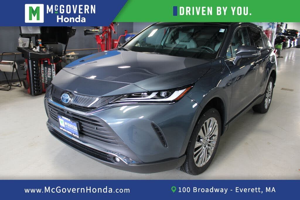 2024 TOYOTA Venza