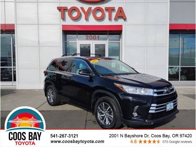 2017 TOYOTA Highlander
