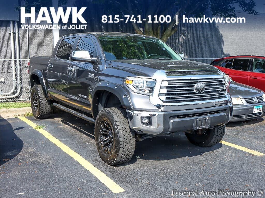 2018 TOYOTA Tundra