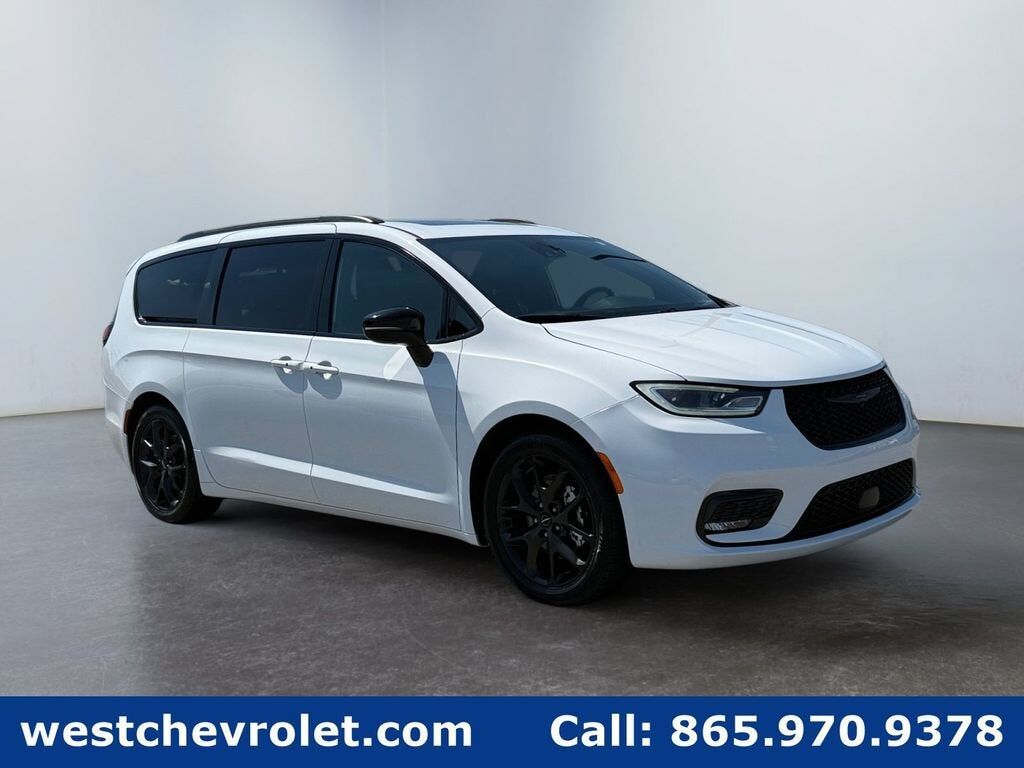 2025 CHRYSLER Pacifica