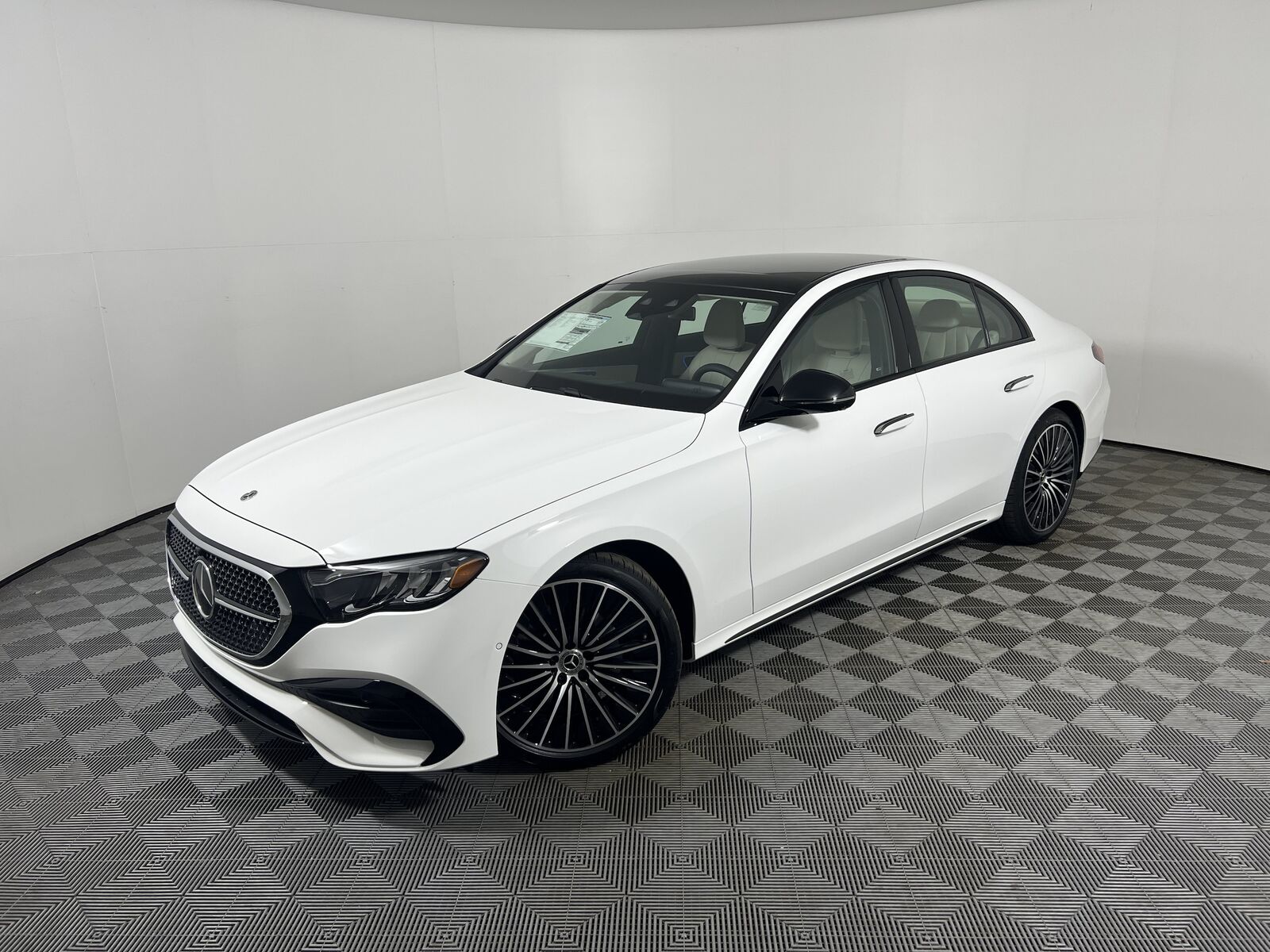 2027 MERCEDES-BENZ E-Class