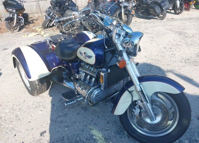 1998 HONDA GL1500C