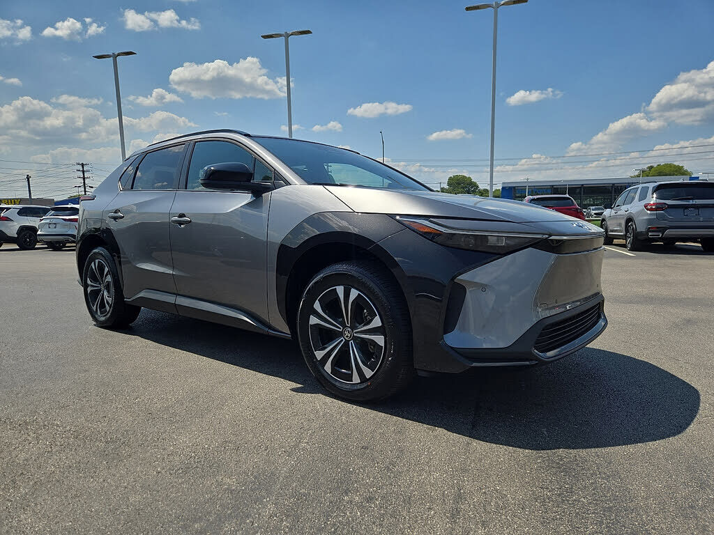 2024 TOYOTA bZ4X