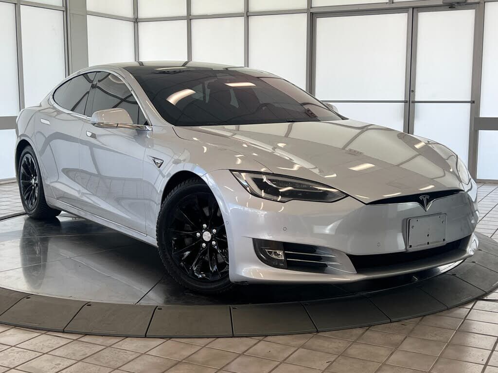 2017 TESLA Model S